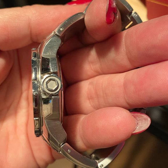 GORGEOUS MEN'S DYRBERG/KERN WATCH (EUC) - Picture 8 of 11